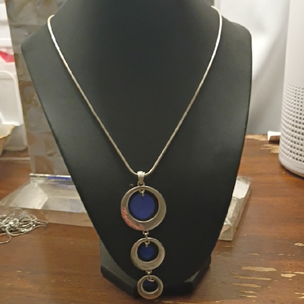 Paparazzi Silver Necklace with Blue Accents